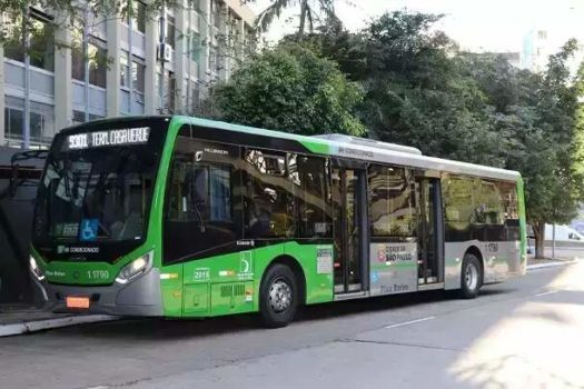 Em SP, ônibus será gratuito nesta quinta-feira (25) para a população aproveitar o feriado