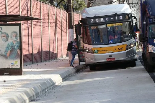 Corredor de ônibus da Avenida Luiz Ignácio de Anhaia Mello tem novo horário