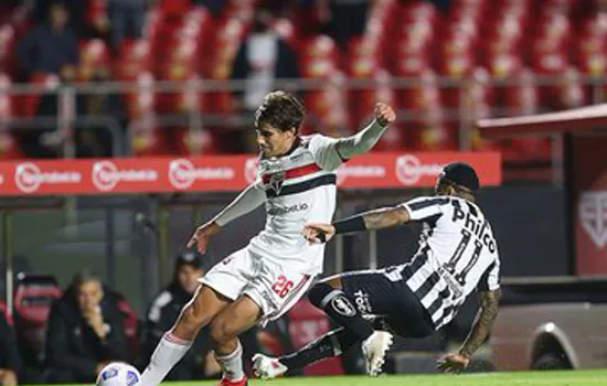 Campeonato Brasileiro: São Paulo e Santos empatam no Morumbi e seguem próximos do Z4