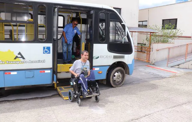 Serviço de Transporte Acessível (SETA) realizou 4 mil viagens em 2022