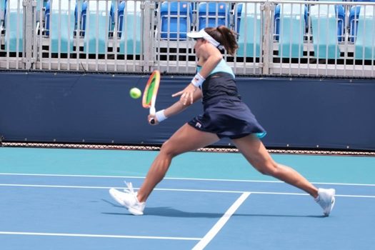 Luisa Stefani é campeã nas duplas do WTA de Montreal, tênis