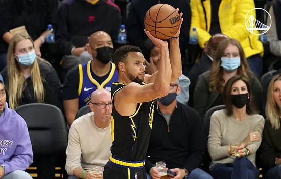 Poole e Curry lideram vitória dos Warriors sobre os Pelicans; Knicks vencem Bucks