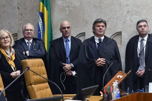 Congresso aprova reajuste de 18% para ministros do STF