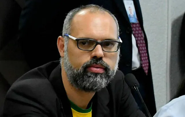 STF forma maioria para negar mais um habeas corpus do blogueiro Allan dos Santos