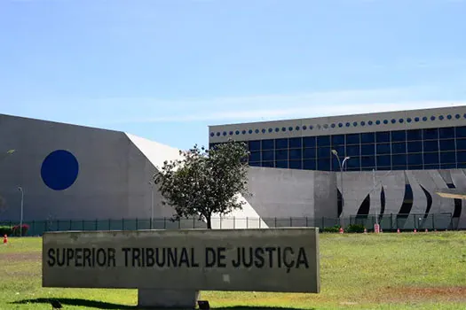 Ministro do STJ mantém preventiva de acusado de liderar organização de tráfico