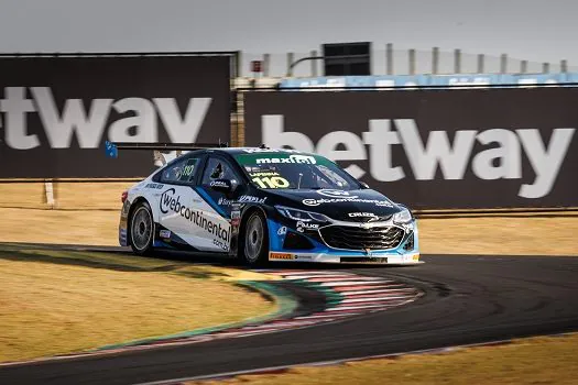 Dupla punição muda história do sábado: Lapenna larga na frente na Stock Car