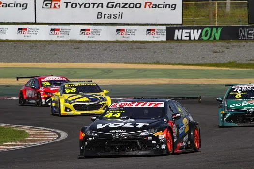 Stock Car: No Aeroporto do Galeão, 11 pilotos competem pela primeira vez no Rio de Janeiro