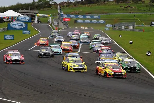 Stock Car: Chuva só ameaça no duelo de líderes no Velocitta