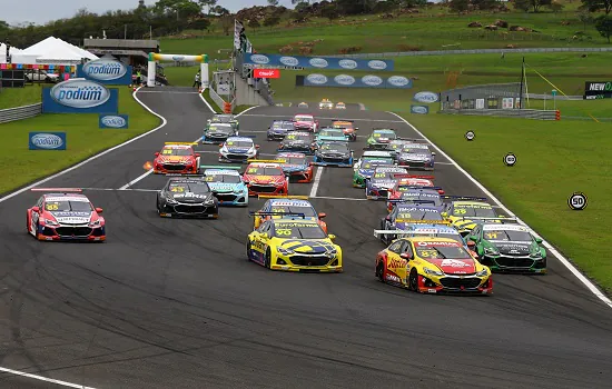 Stock Car: Chuva só ameaça no duelo de líderes no Velocitta