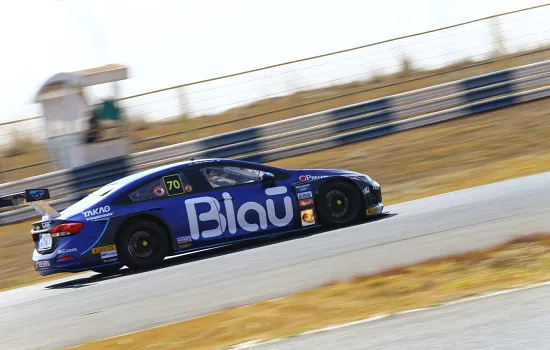 Stock Car: Primeiro dia de atividades em Goiânia é marcado pelo calor