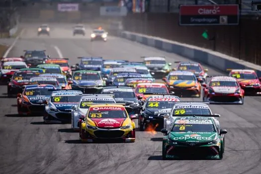 Inovando novamente, Stock Car repete sucesso esportivo e de audiência em Goiânia