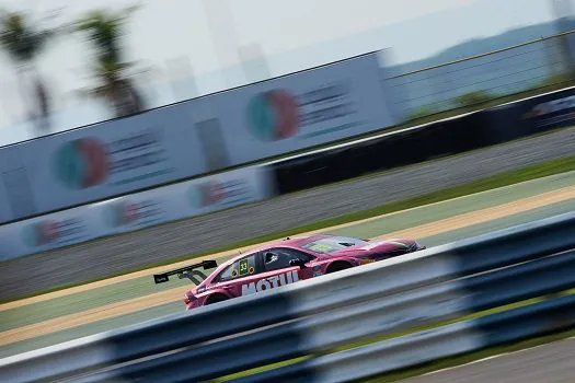 Por 0s030, César Ramos é pole na Stock Car