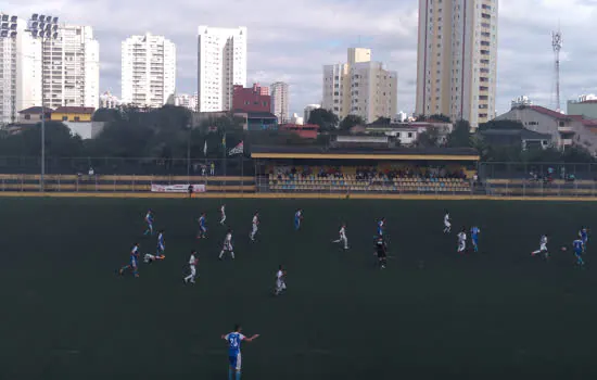 Sub-15 do EC São Bernardo vence Mauaense; sub-17 fica no empate