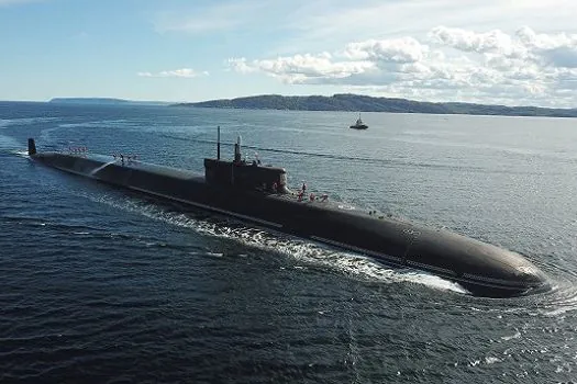 Submarinos nucleares russos em exercício militar são avistados no Mar de Barents