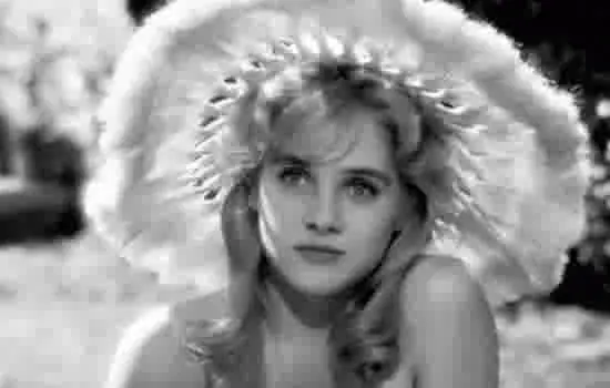 Sue Lyon