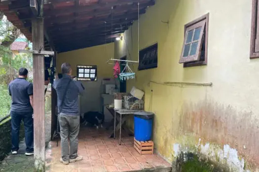 Suíça é libertada em Paraty após mais de 6 meses de cárcere em cativeiro com 300 quadros