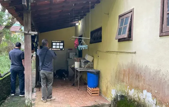 Suíça é libertada em Paraty após mais de 6 meses de cárcere em cativeiro com 300 quadros