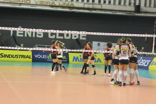 Superliga feminina: São Cristóvão Saúde/São Caetano enfrenta o SESC-RJ nesta terça