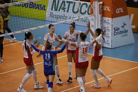 SUPERLIGA: Osasco São Cristóvão Saúde vence Dentil/Praia Clube e é vice-líder