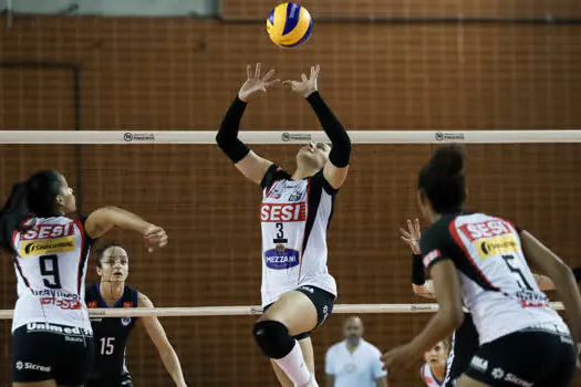 Superliga Feminina 19/20: Curitiba Vôlei recebe Sesi Vôlei Bauru nesta quinta-feira