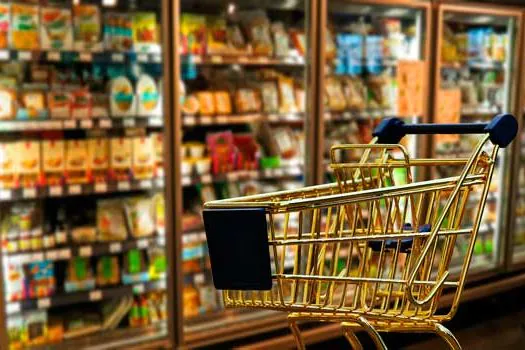 Vendas nos supermercados sobem 2,64% no 1º semestre