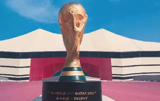 CBF divulga foto oficial da seleção para a Copa; atletas ganham folga após treino