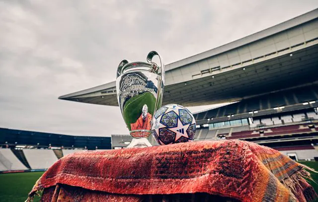 Arena Centauro recebe a taça da UEFA Champions League durante dois dias