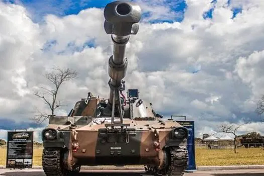 Militares farão desfile de tanques e armamentos em Brasília nesta terça