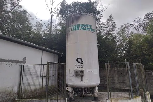 Tanque de oxigênio é instalado na UPA de Ribeirão Pires