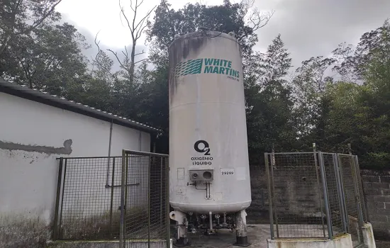 Tanque de oxigênio é instalado na UPA de Ribeirão Pires