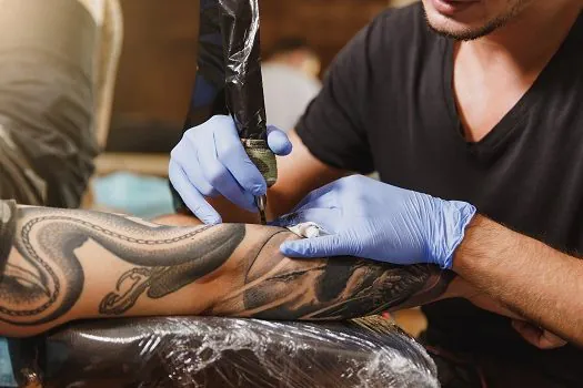 Klan Tattoo visa crescimento a partir de uma nova estratégia de mercado