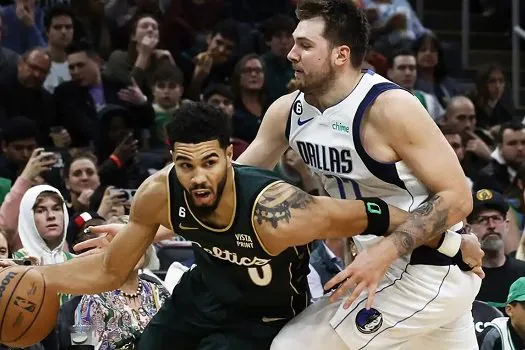 Doncic e Tatum fazem belo duelo na vitória do Boston sobre o Dallas na NBA