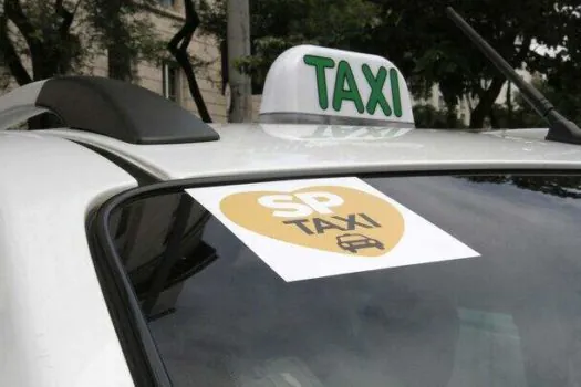 Falso taxista é preso por suspeita de aplicar golpes em passageiros em SP