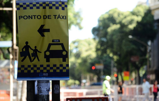 Prefeitura de SP beneficia taxistas no período de pandemia da Covid-19
