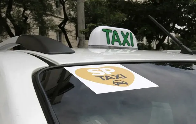 Taxistas têm até 15 de agosto para fazer o cadastro obrigatório no SPTaxi