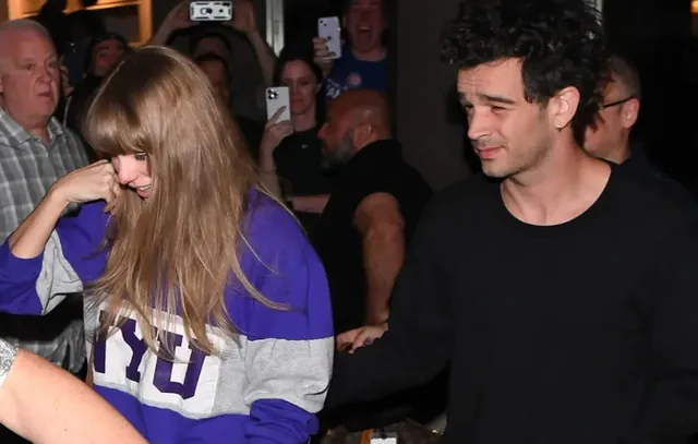 Taylor Swift e Matty Healy são vistos deixando estúdio juntos e agitam boatos de namoro