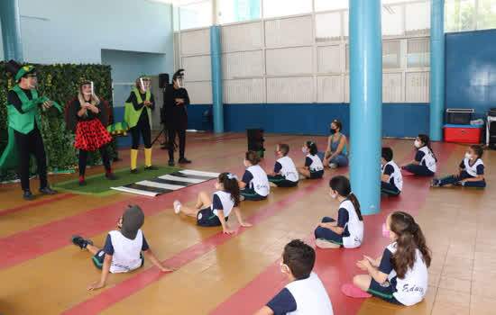 Ribeirão Pires leva peça teatral sobre trânsito para escolas municipais