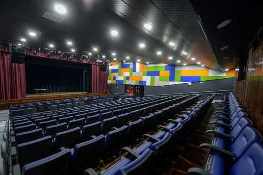 Em São Bernardo, Teatro Elis Regina completa 40 anos com programação especial