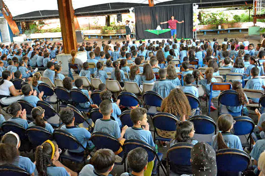 Peça de teatro ensina preservação do Meio Ambiente a alunos de Santo André