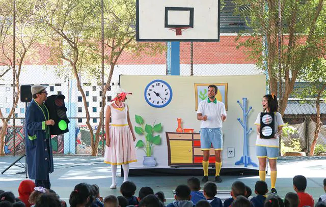 Teatro infantil nas escolas de Diadema mostra ações para garantir trânsito seguro