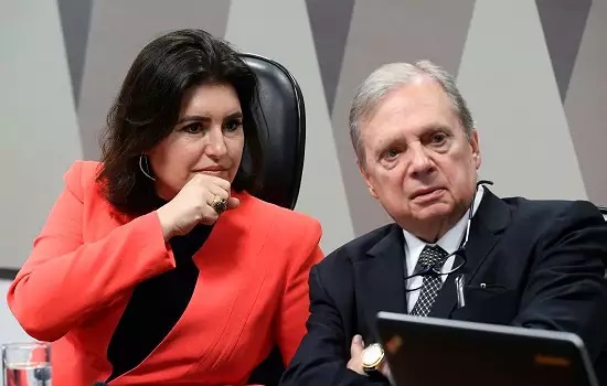 Impasse no RS trava anúncio de Tasso como vice de Simone Tebet