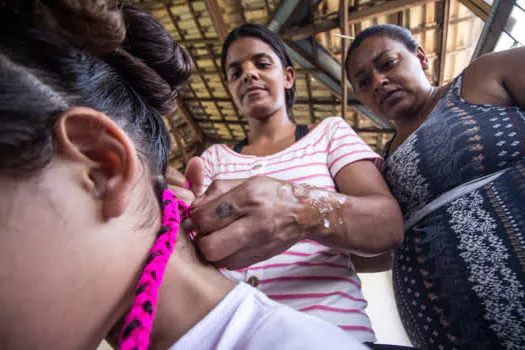 Moradores de Ribeirão Pires aprendem técnicas em curso de trança