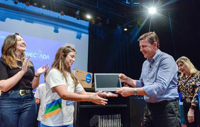 Tecnologia amplia possibilidades de ensino-aprendizagem nas escolas de São Bernardo