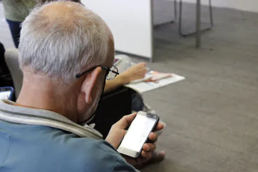 Bibliotecas do Governo do Estado oferecem curso de inclusão digital para Terceira Idade