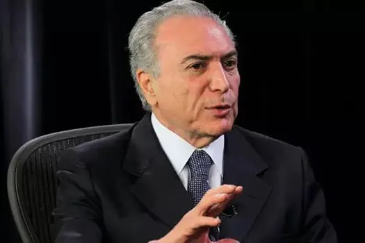 Temer defende implantação do semi-presidencialismo e reforça importância de investimentos