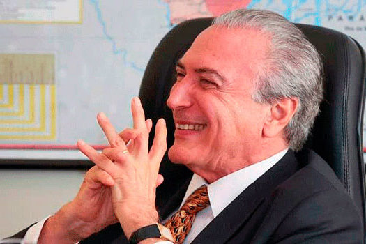 Como presidente, Temer não pode ser investigado por atos fora do mandato