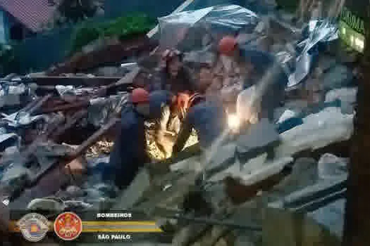 Tempestade provoca ao menos 16 desabamentos na Grande SP