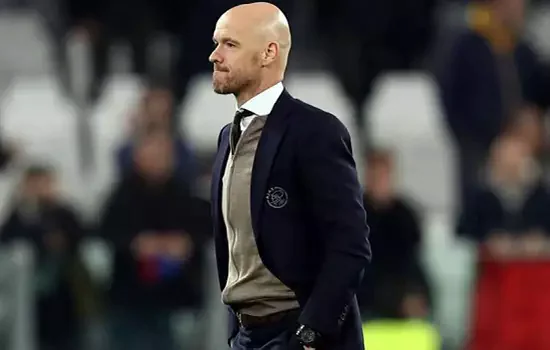 Ten Hag promete futebol ofensivo para Manchester United quebrar jejum de títulos