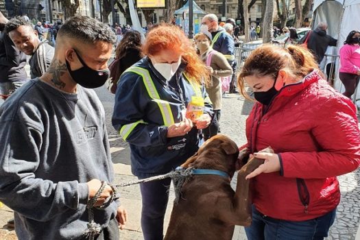 Animais de pessoas em situação de rua terão atendimento veterinário