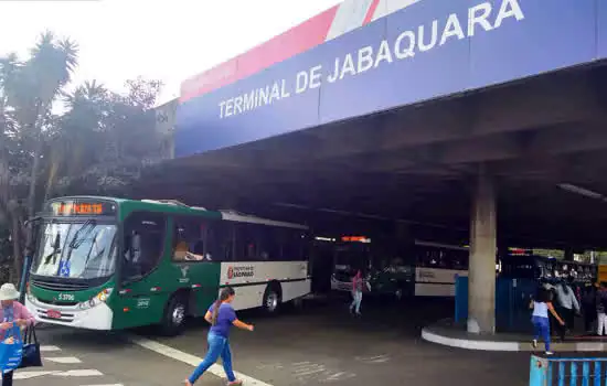 Terminais Jabaquara e São Mateus recebem ações ao Dia Nacional da Visibilidade Lésbica